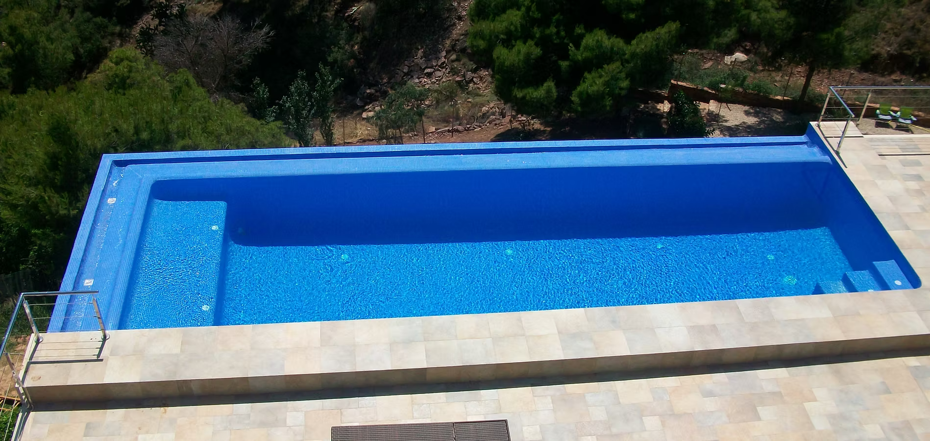 Altto Glass Pool Mosaics - Capital Tiles and Flooring Canberra