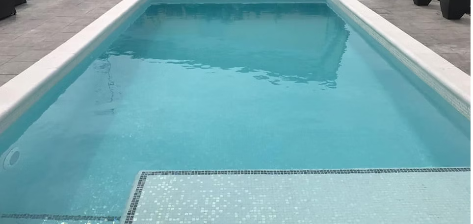 Altto Glass Pool Mosaics - Capital Tiles and Flooring Canberra